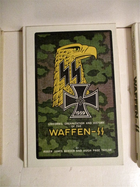 Uniforms, Organization & History of the Waffen-SS. Vol. 1.